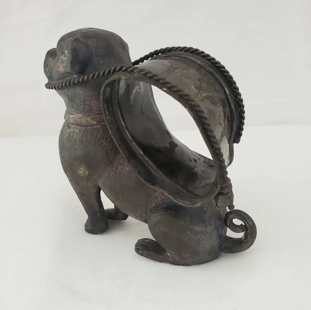 VINTAGE (1870) Reed and Barton Napkin Holder #1185